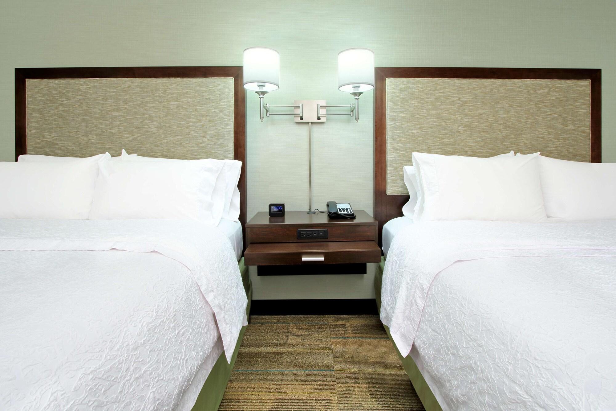 Hampton Inn & Suites Columbus Хиллиард Экстерьер фото