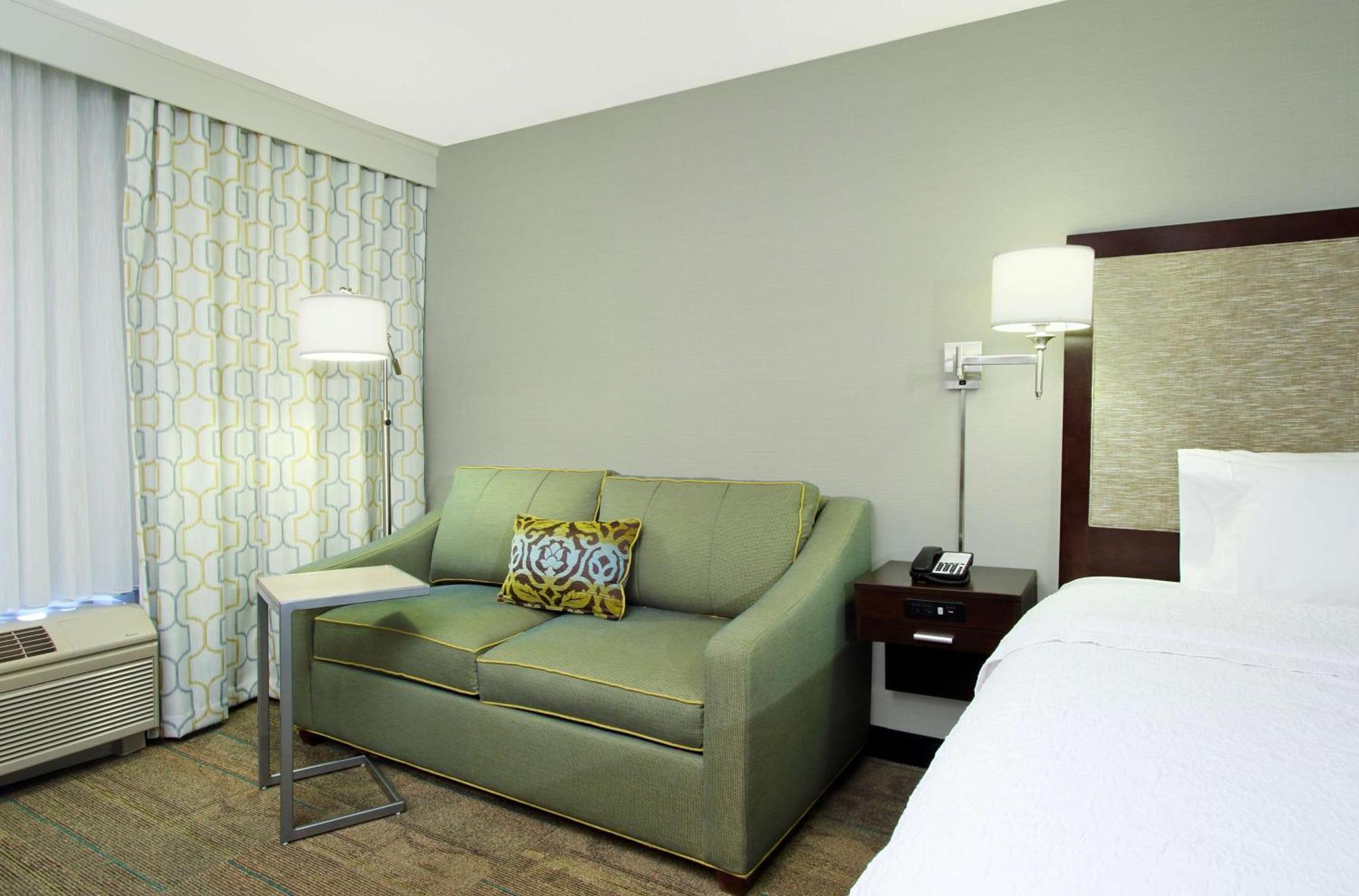 Hampton Inn & Suites Columbus Хиллиард Экстерьер фото