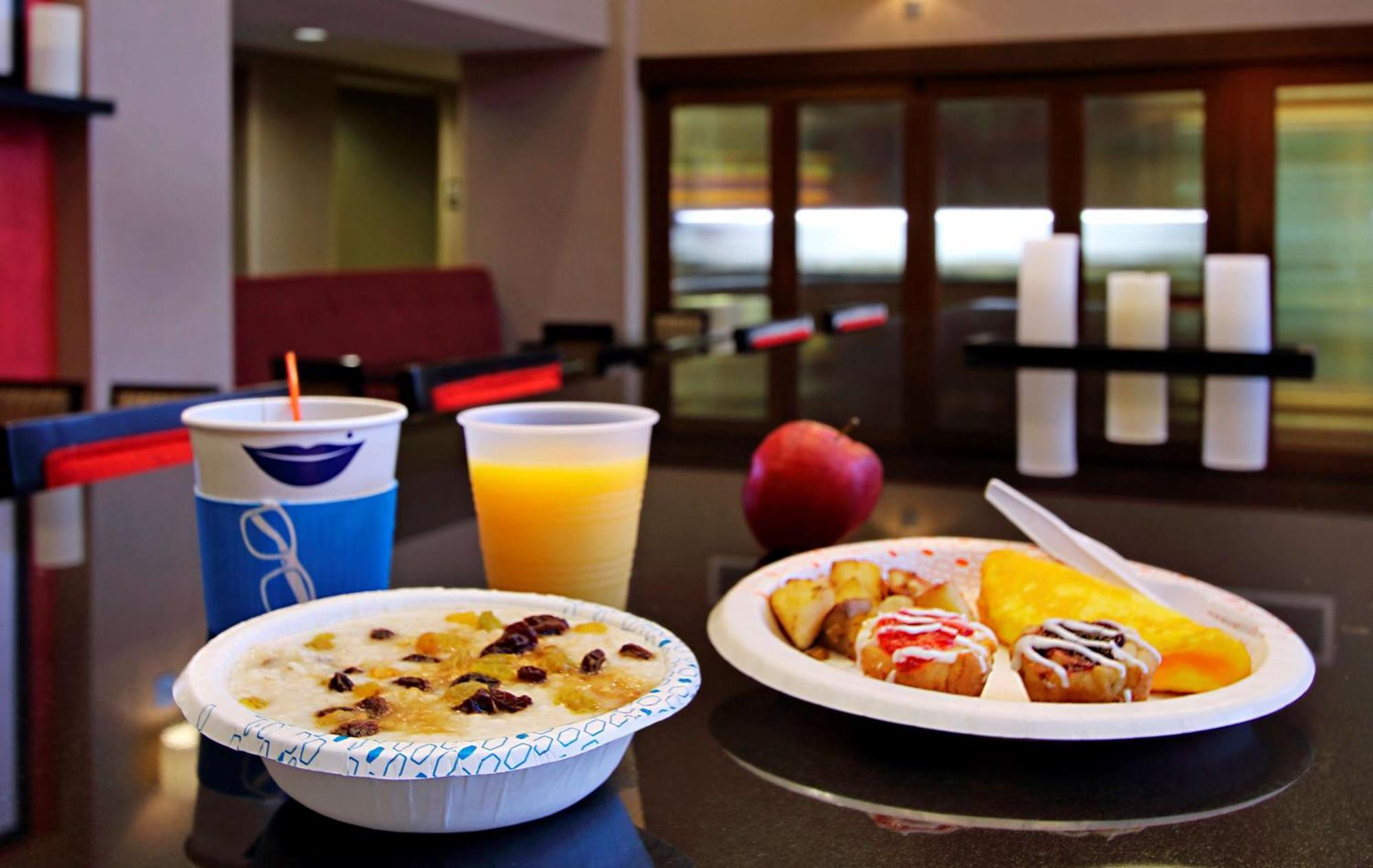 Hampton Inn & Suites Columbus Хиллиард Экстерьер фото
