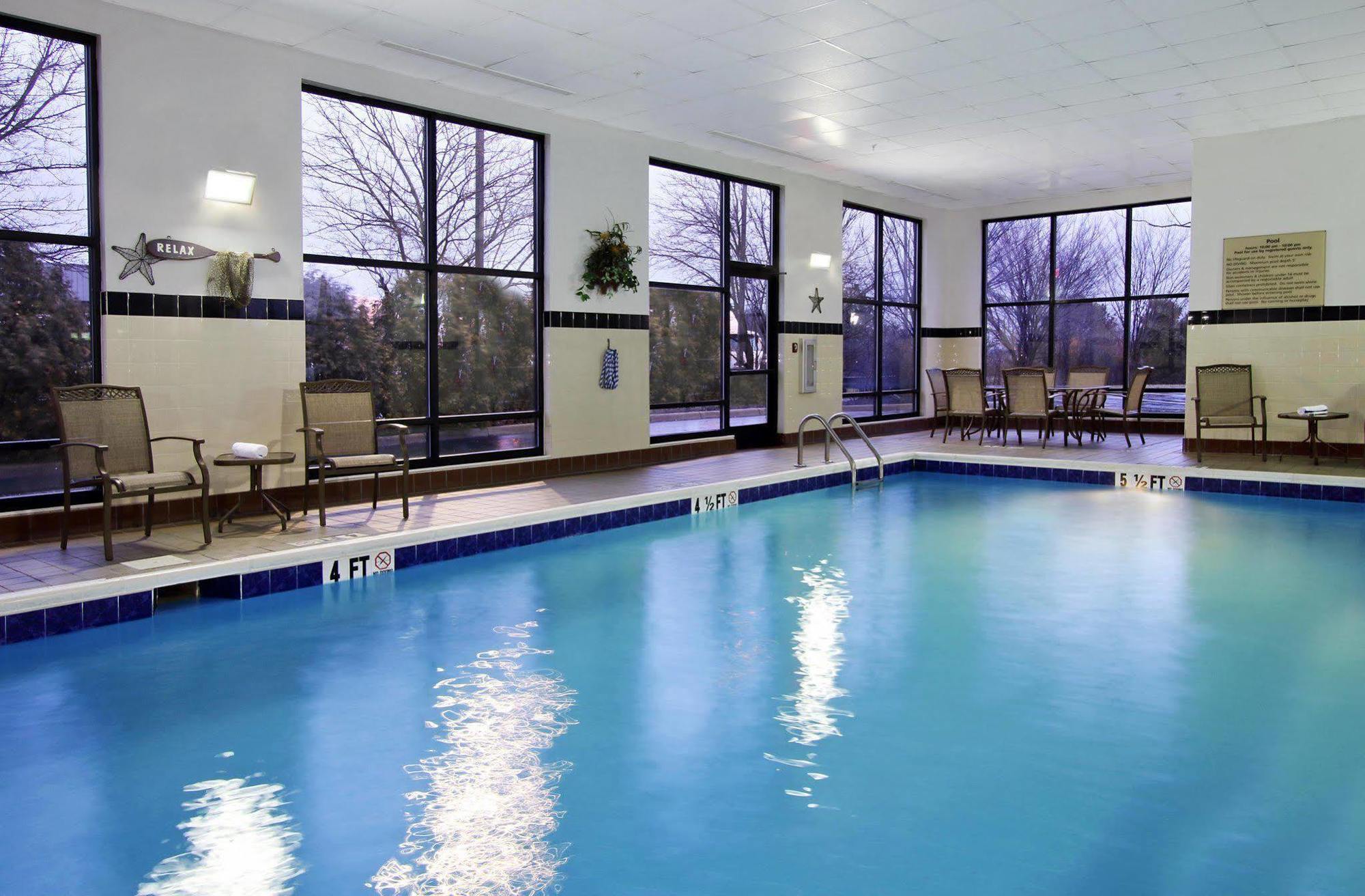 Hampton Inn & Suites Columbus Хиллиард Экстерьер фото