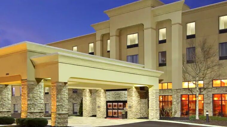 Hampton Inn & Suites Columbus Хиллиард Экстерьер фото
